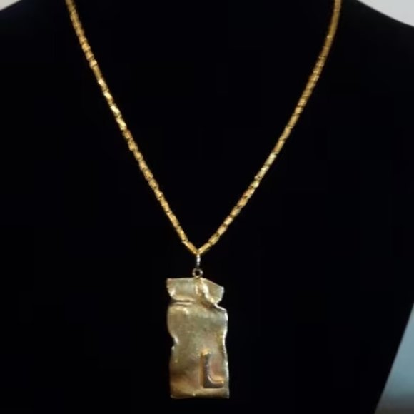 16 inch chain and pendent 22k yellow gold Initial L - Picture 1 of 2
